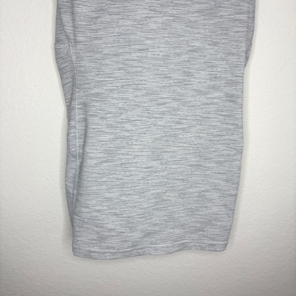 Lululemon Stash N Run Tank Gray and Coral Size 12 Athletic - Picture 6 of 10